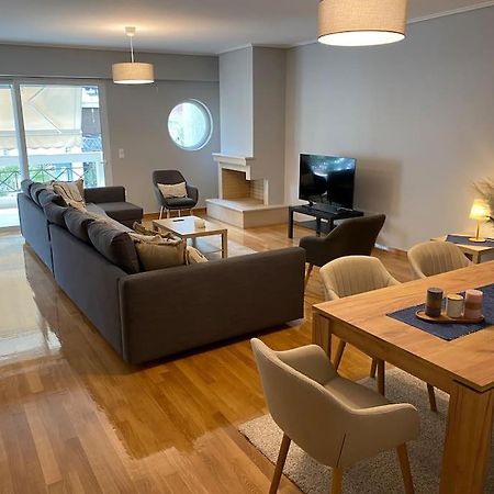Classy 3Br With 2 Bathrooms Apartment In Marousi أثينا المظهر الخارجي الصورة