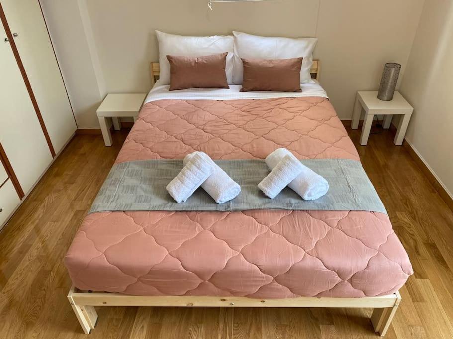 Classy 3Br With 2 Bathrooms Apartment In Marousi أثينا المظهر الخارجي الصورة